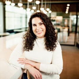 Catia Sabak Headshot